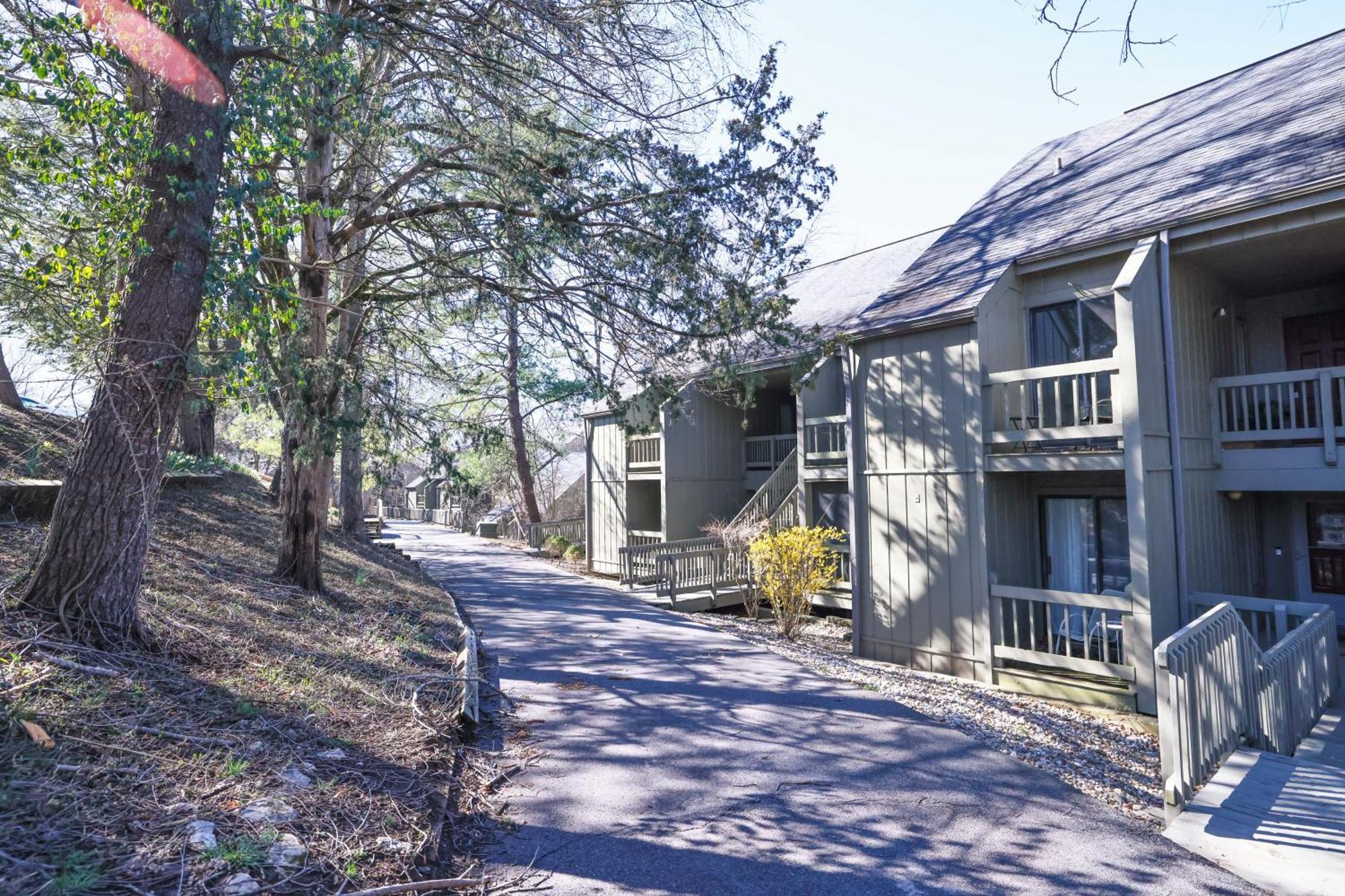 Cozy Retreat Golf, Lake & Nature At Beautiful Lake Monroe 블루밍턴 외부 사진
