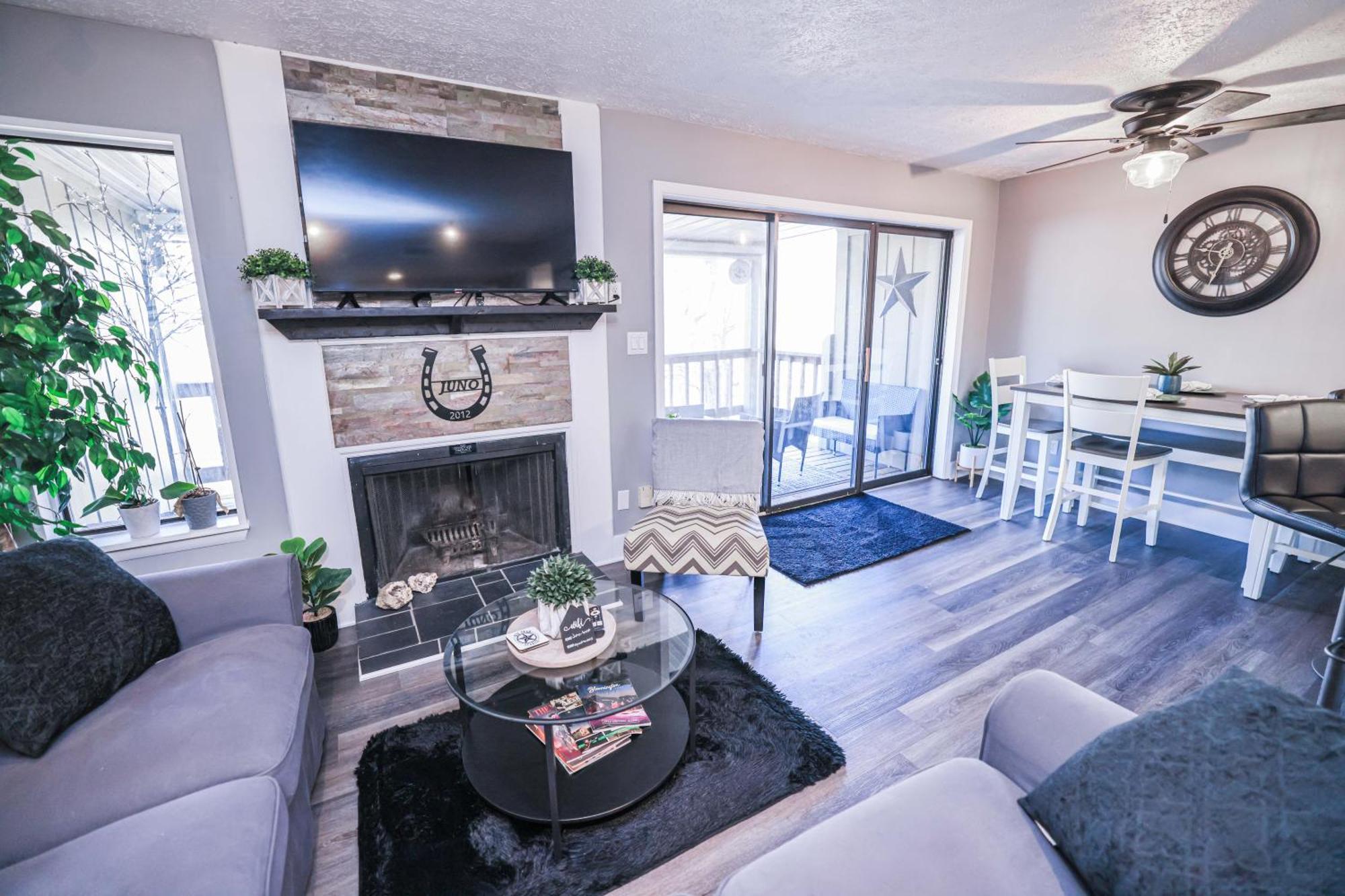 Cozy Retreat Golf, Lake & Nature At Beautiful Lake Monroe 블루밍턴 외부 사진